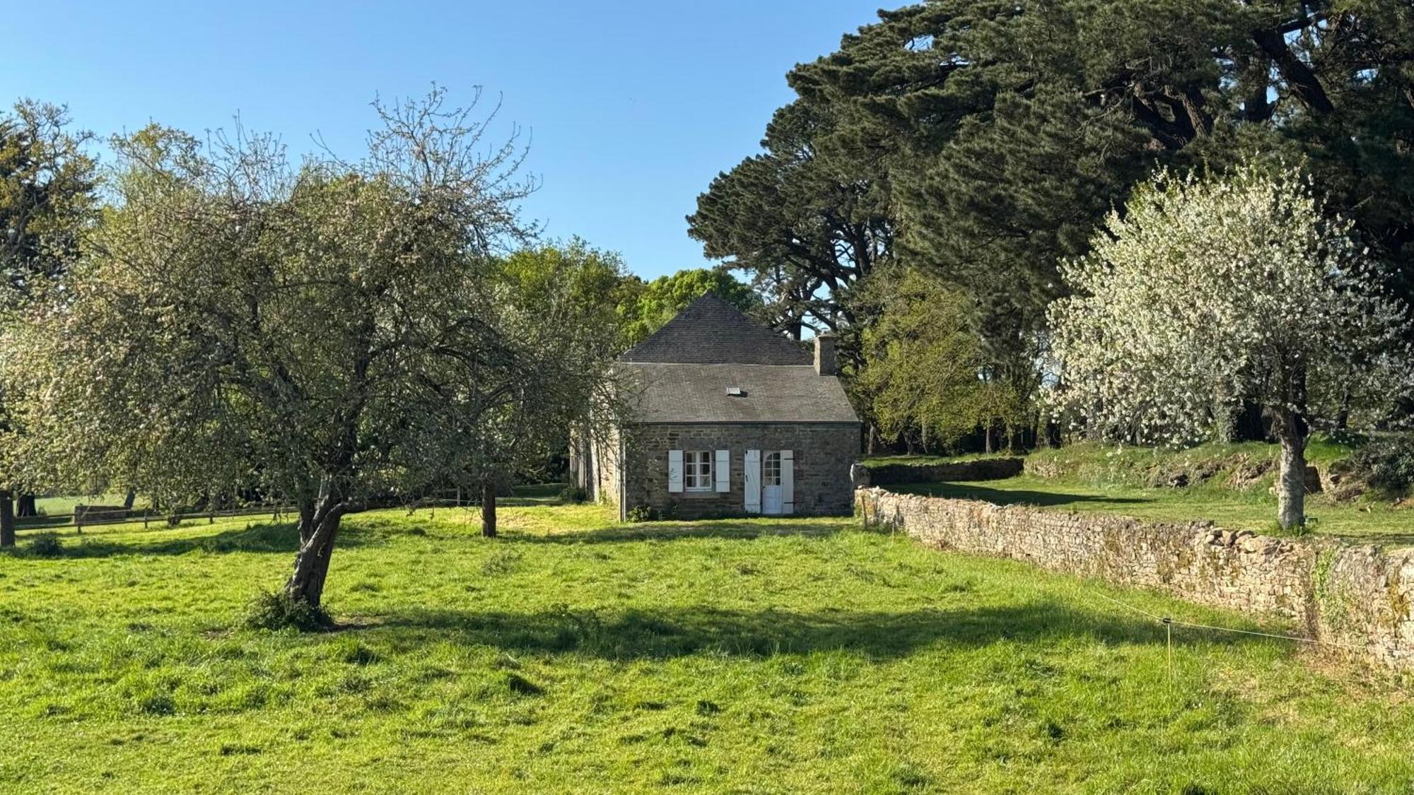 Gite De Couple Cosy Avec Vue Sur Chateau Tremohar - Golfe Du Morbihan, 20 Min De Vannes Berric Eksteriør billede